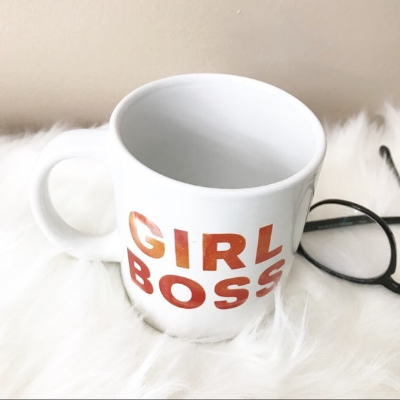 "Girl Boss" 11 oz Distressed Coffee Mug, NWOT - Picture 5 of 7